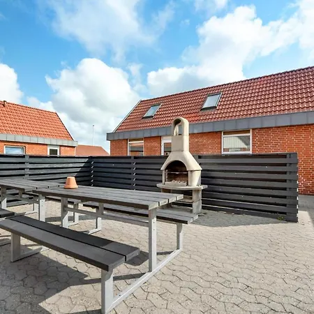 Atemberaubende In Hvide Sande Mit Sauna * Bjerregård