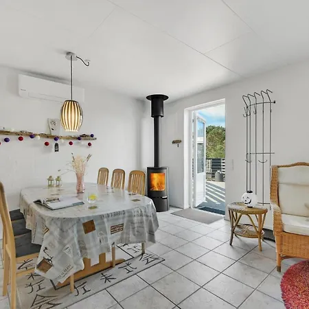 Stunning Apartment In Hvide Sande With Sauna